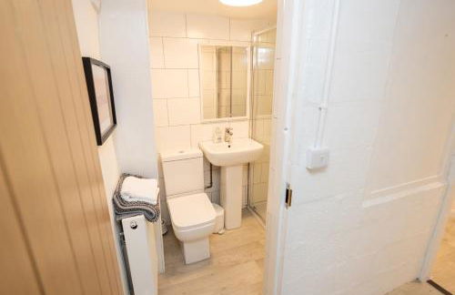 The Coach House - Photo 22