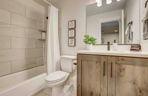 Modern Work/Relax - Private Hottub & Firepit - Foto 47