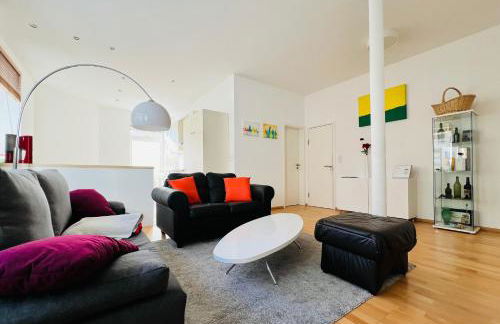 Großes und helles Innenstadt Apartment - Ferienwohnung - Foto 2