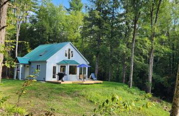 Magical Retreat Cottage, 15 min from Mt Snow skiing - Foto 1