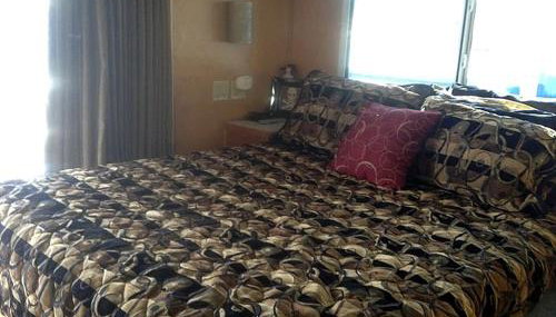 Luxury Houseboat for Cruise-Style Getaway on Lake Travis near Austin, Texas - Foto 4