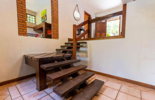 Casa espaçosa com piscina ampla e churrasqueira perto de São Paulo - Foto 19