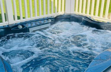 Hawthorne Villa with Hot Tub - Foto 4