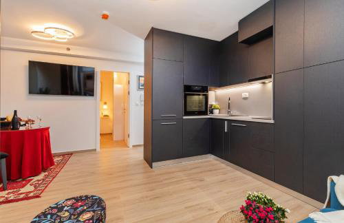 Perfect Downtown Apartment A217 - Photo 14