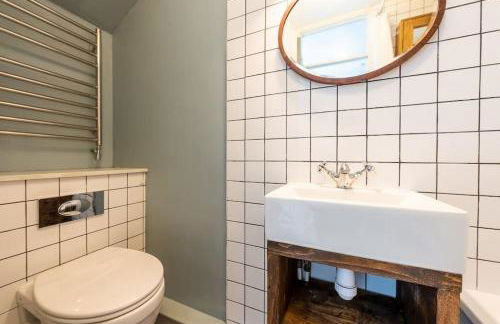 Lovely self-contained basement studio with kitchen - Foto 6