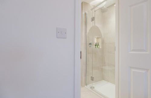 Stylish Retreat with Private Garden in Tetbury - Foto 104