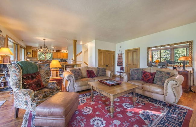 Ellis Peak by Avantstay Beautiful Mckinney Cabin w/ Filtered Lake Views - Foto 7