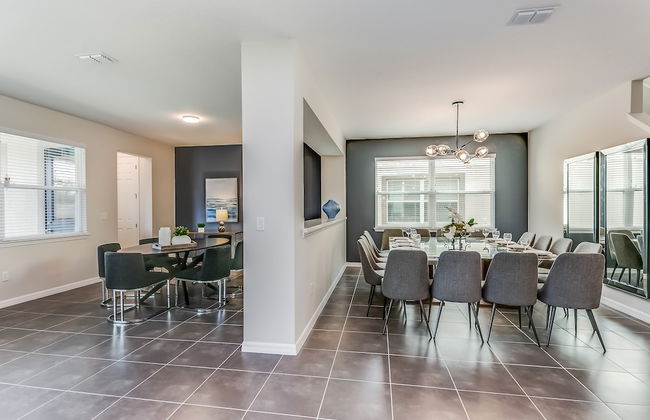 9 BD 6.5 BH With Game Room and Pool - Foto 30