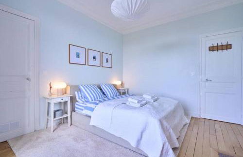 Grand appartement Haussmannien à 12 min de Paris - chic spacious classic Parisian apartment - Foto 12