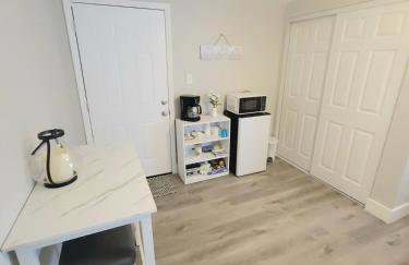Charming 1 bed suite with AC and WiFi in Lakeland - Foto 3