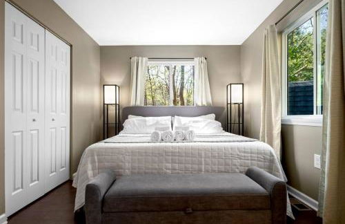 SpiderMan in SNP~FamilyGetaway~Arcade~HotTub~ESVE - Foto 41