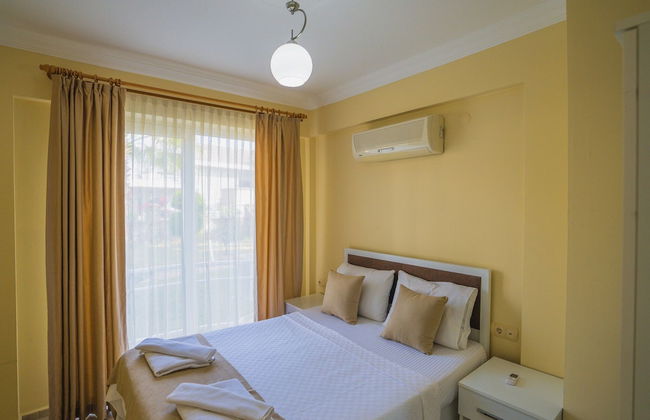 Sunset Beach Club Villas - Photo 9