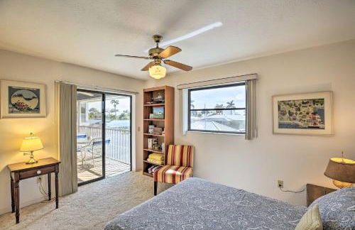 Private Pool and Deck Canalfront St James City Home - Foto 11