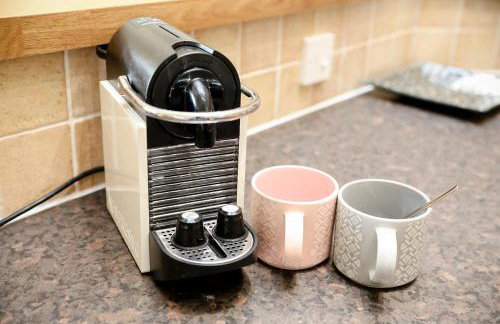 Beautiful cozy 3 bedroom 2 bathroom apartment - Foto 44