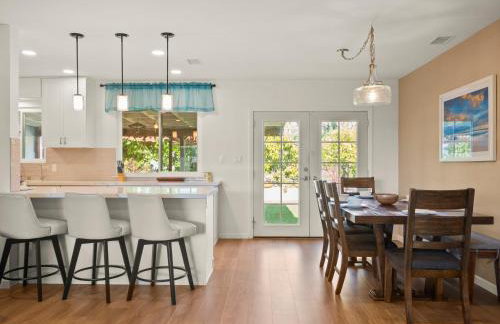 Bay Park Garden Paradise - central Location, AC, Washer Dryer & Private yard! - Foto 3