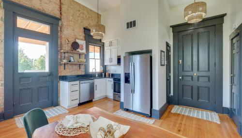 Chic and Historic Apartment about 6 Mi to Louisville! - Foto 2