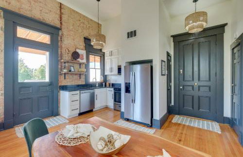 Chic and Historic Apartment about 6 Mi to Louisville! - Foto 2