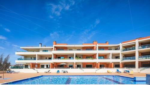 Lagos Apt with pool and huge balcony Very close to Beach and Marina - Foto 2, sunbed