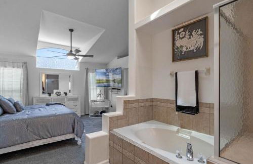 Wonderful Weston Hills Villa SE Facing Pool - Foto 16