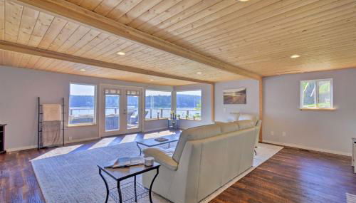 Waterfront Gig Harbor Home with Furnished Deck - Foto 4