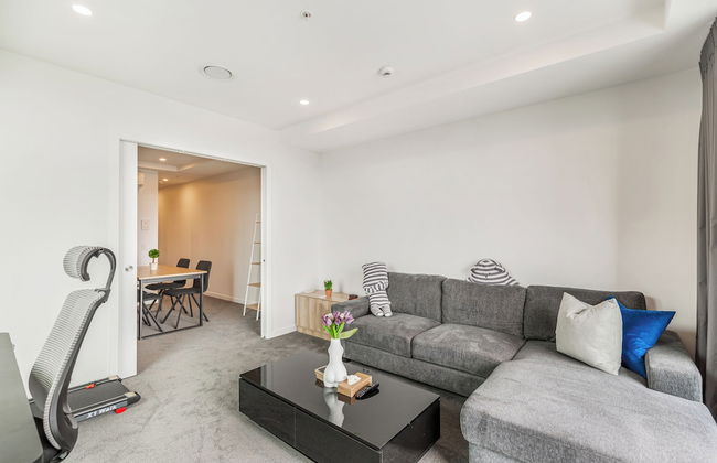 Relaxing Apt. Steps from Eden Park | Zodiak Stays - Foto 10