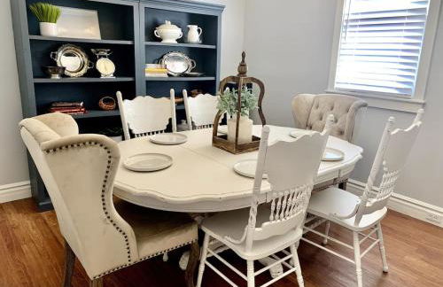 The 1900 House 1 Block From DT - Foto 15