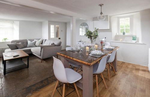 Hurst Cottage - A Cosy 2-Bedroom Cottage Escape in Dorset - Photo 11