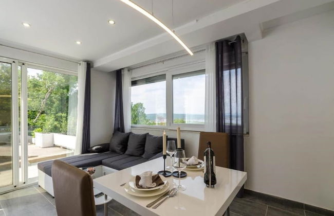 Holiday Home in Crikvenica With Sea View - Foto 8