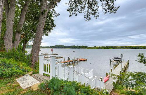 Patio and Water Views Serene Bohemia River Escape! - Foto 25