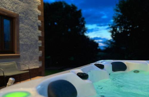 Spectacular 7BR House Hot Tub and Gardens in Gretna - Pass the Keys - Foto 72