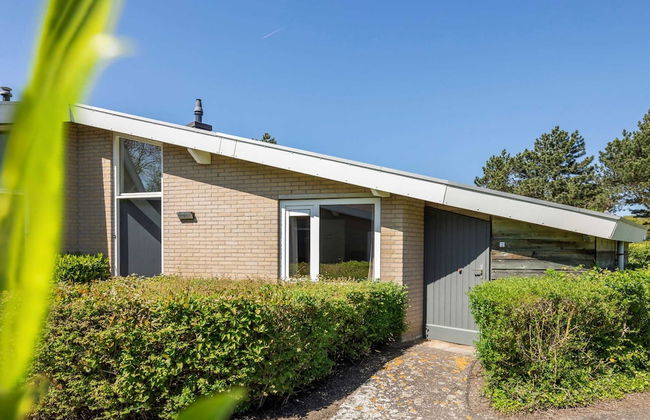 Restyled Bungalow with Dishwasher near Cozy Domburg - Photo 31