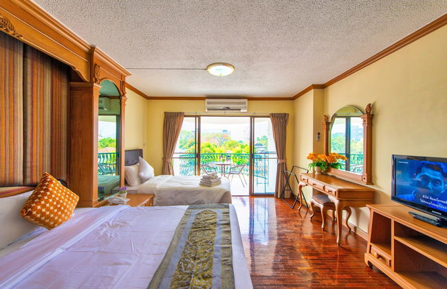 Hillside Plaza & Condotel 4 Downtown - Photo 9