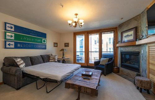 Ski in Ski out Main Street Balcony Hot Tub - Photo 12