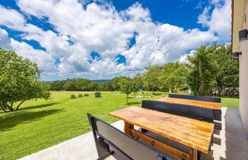 4 Bedroom Lovely Home In Labin - Photo 20