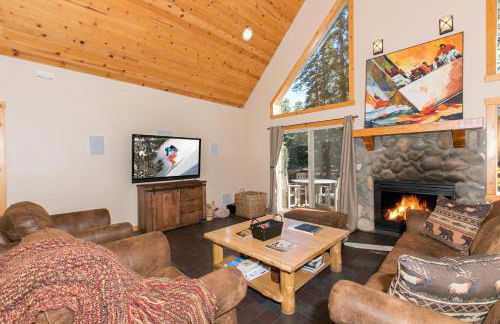 Interlaken on the West Shore by Tahoe Getaways - Pet Friendly 3BR, Close to Skiing & Walk to the Lake! - Foto 5