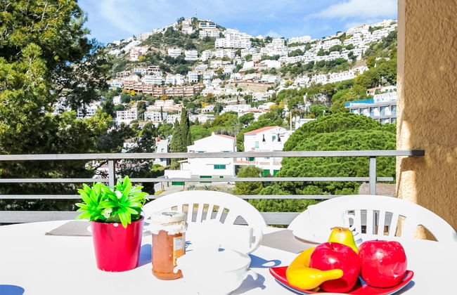 Velazquez - Photo 14