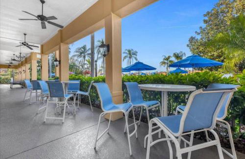 Stylish 3 bd townhouse near Disney with private pool. - Photo 44