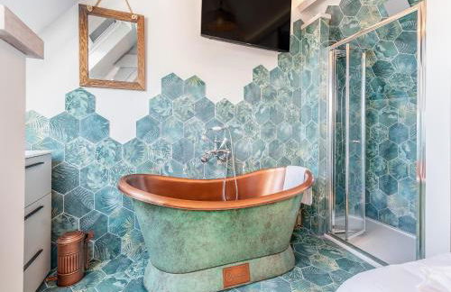 The Drunken Carpenter's Cottage - Photo 12