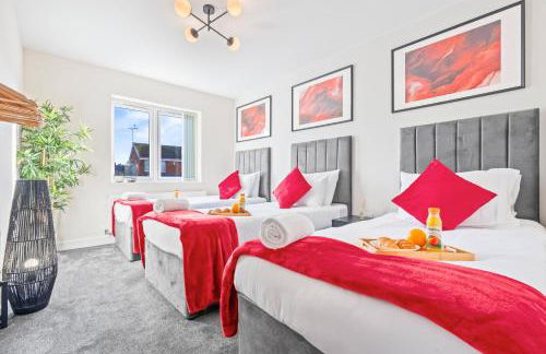 Stylish Home Hot Tub EV Parking - Foto 9