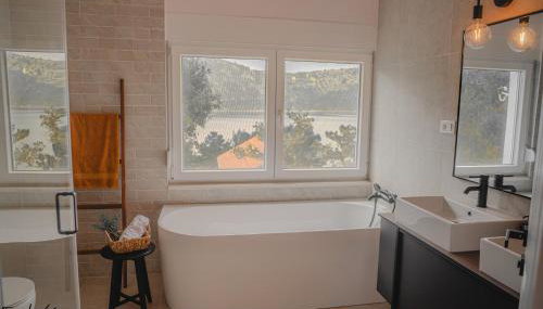 Discover Lastovo premium accommodation - Foto 4, Shower