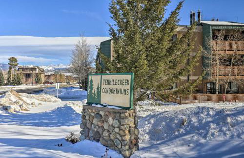 Steps to Ski Shuttle! Frisco Condo with Indoor Pool - Foto 36