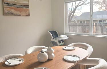 New! Modern 4BR max 12 ppl, 5 mins to everything! - Foto 6