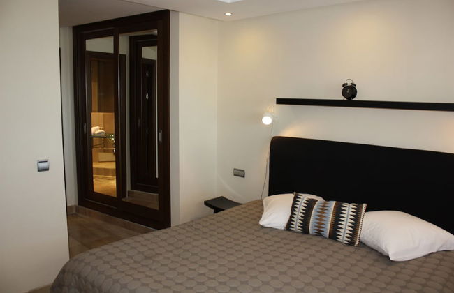 Beach Apartment - Private Pool - Photo 3