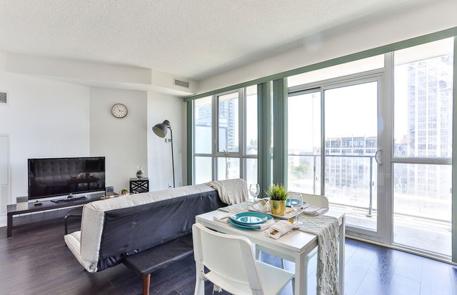 Modern Condo in Historic Fort York - Foto 11