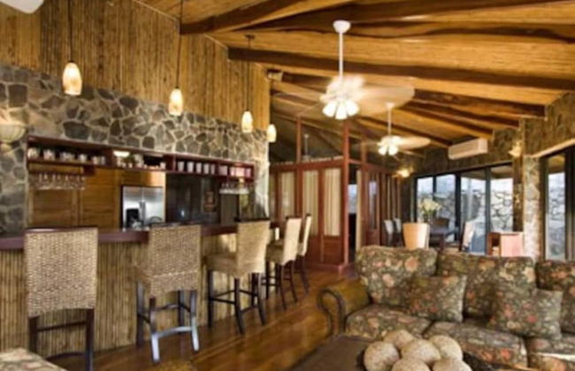 Casa Bella Catalina in Potrero - Photo 4