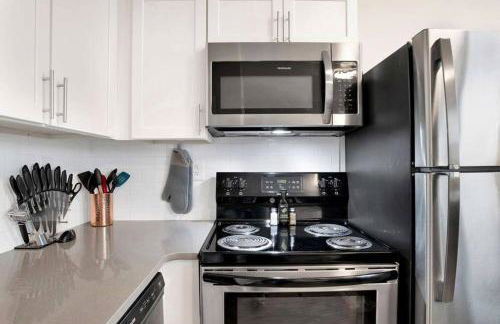 City Center Apartment, Free Parking and Great Views - Foto 9