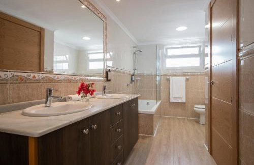 Macdonald Leila Playa Resort - Photo 150