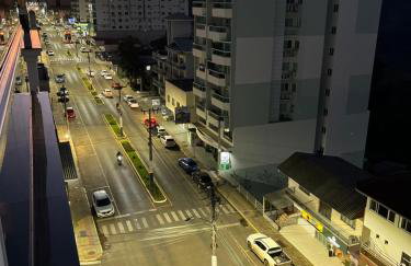 Ap 3 quartos, novíssimo, confortável,frente para Avenida principal - Photo 57