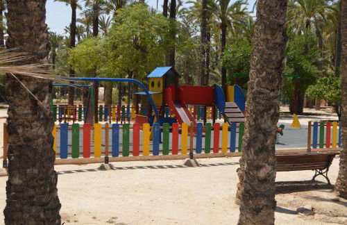 Avenida de Alicante en Elche con Wifi, Smart TV, Aire Acondicionado - Foto 30