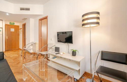 Apartamento turístico mad-aeropuerto ifema - Photo 2